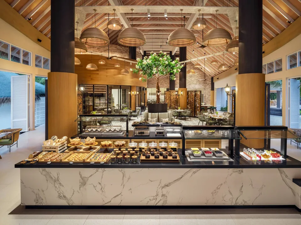 بوفيه مطعم Aailaa في منتجع JW Marriott Maldives